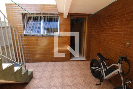 Casa à venda com 80m², 2 quartos e 1 vagaÁrea de Serviço