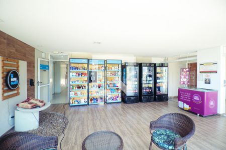 Apartamento para alugar com 53m², 2 quartos e 1 vagaÁrea comum - Mini Mercado