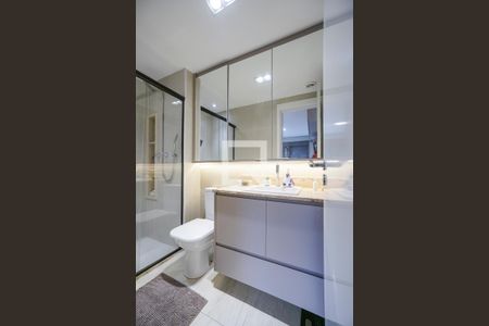 Apartamento à venda com 114m², 2 quartos e 2 vagasBanheiro da suíte