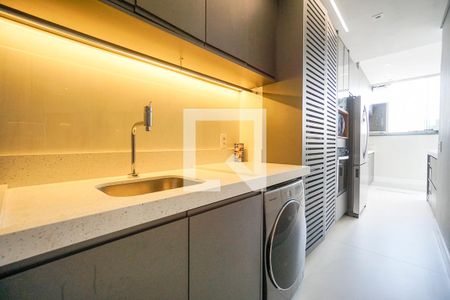 Apartamento à venda com 114m², 2 quartos e 2 vagasÁrea de serviço