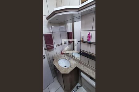 Casa de condomínio à venda com 83m², 3 quartos e 2 vagas Casa de condomínio à venda com 83m², 3 quartos e 2 vagasBanheiro 2