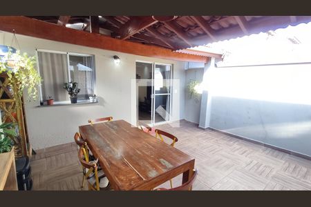 Casa de condomínio à venda com 83m², 3 quartos e 2 vagas Casa de condomínio à venda com 83m², 3 quartos e 2 vagasChurrasqueira - Quintal