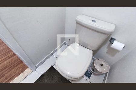 Casa de condomínio à venda com 83m², 3 quartos e 2 vagas Casa de condomínio à venda com 83m², 3 quartos e 2 vagasBanheiro 3 - Lavabo