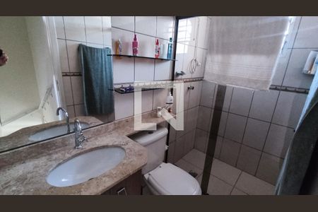 Casa de condomínio à venda com 83m², 3 quartos e 2 vagas Casa de condomínio à venda com 83m², 3 quartos e 2 vagasBanheiro 2