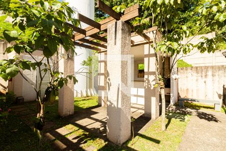 Apartamento à venda com 40m², 2 quartos e 1 vaga Apartamento à venda com 40m², 2 quartos e 1 vagaÁrea comum - Churrasqueira