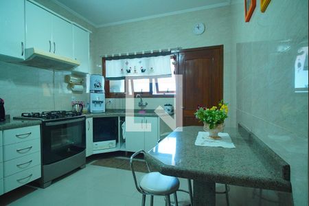 Cozinha de casa à venda com 3 quartos, 360m² em Jardim Itu, Porto Alegre