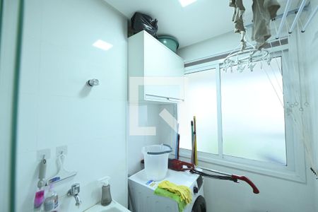 Apartamento para alugar com 64m², 2 quartos e 1 vagaÁrea de serviço 