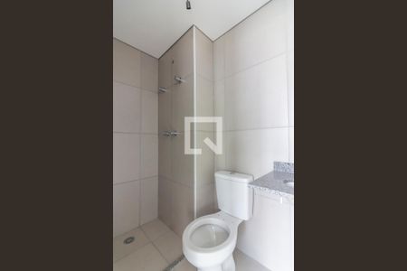 Banheiro de apartamento à venda com 1 quarto, 23m² em Pinheiros, São Paulo