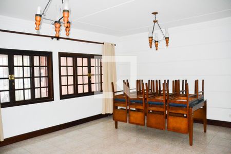 Sala de casa à venda com 6 quartos, 229m² em Santa Maria, São Caetano do Sul