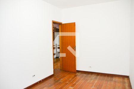 Casa à venda com 229m², 6 quartos e 3 vagasQuarto 4