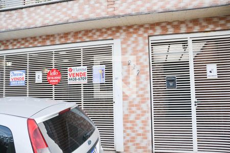 Casa à venda com 229m², 6 quartos e 3 vagasFachada