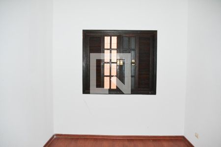 Quarto 1 de casa à venda com 6 quartos, 229m² em Santa Maria, Santo André