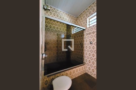 Casa à venda com 168m², 3 quartos e 1 vagaBanheiro