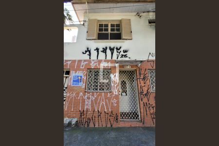 Casa à venda com 168m², 3 quartos e 1 vagaFachada