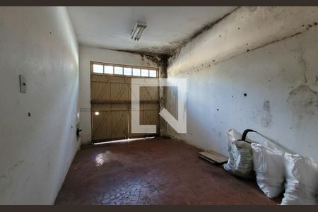 Casa à venda com 168m², 3 quartos e 1 vagaGaragem