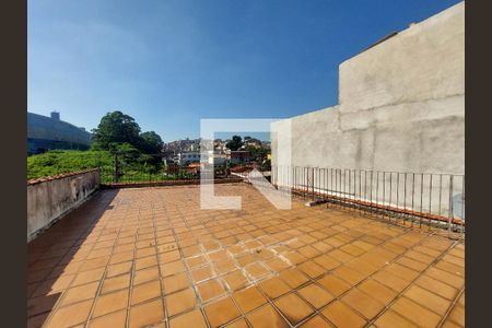 Casa para alugar com 437m², 2 quartos e 3 vagasCobertura