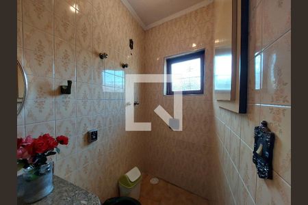 Casa para alugar com 437m², 2 quartos e 3 vagasBanheiro