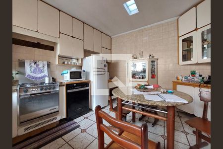 Casa para alugar com 437m², 2 quartos e 3 vagasCozinha