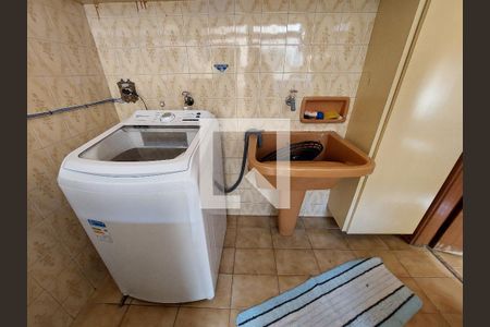 Casa para alugar com 437m², 2 quartos e 3 vagasLavanderia