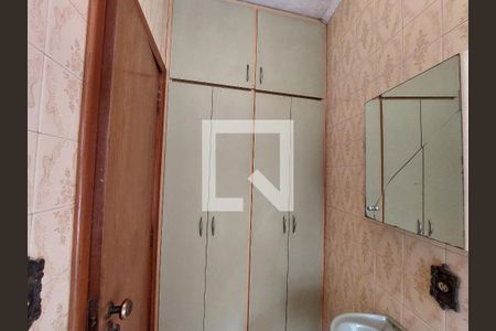 Casa para alugar com 437m², 2 quartos e 3 vagasBanheiro - Área de serviço