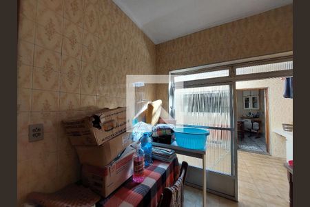 Casa para alugar com 437m², 2 quartos e 3 vagasLavanderia