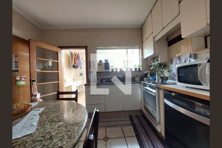 Casa para alugar com 437m², 2 quartos e 3 vagasCozinha