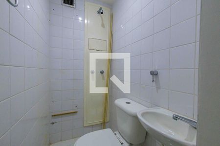 Apartamento para alugar com 105m², 3 quartos e 2 vagas Apartamento para alugar com 105m², 3 quartos e 2 vagasBanheiro do Closet