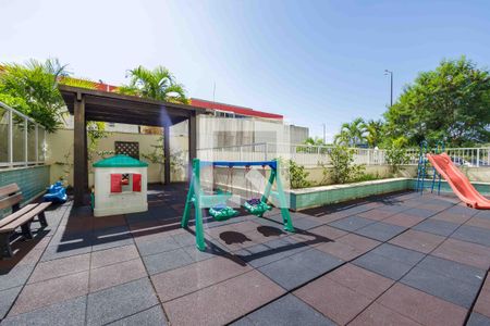 Apartamento para alugar com 105m², 3 quartos e 2 vagas Apartamento para alugar com 105m², 3 quartos e 2 vagasÁrea Comum Playground