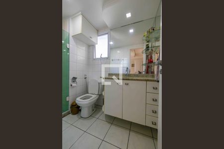 Apartamento para alugar com 105m², 3 quartos e 2 vagas Apartamento para alugar com 105m², 3 quartos e 2 vagasBanheiro da Suíte 1