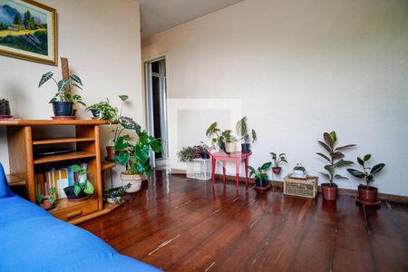 Sala de apartamento para alugar com 2 quartos, 68m² em Santa Rosa, Niterói