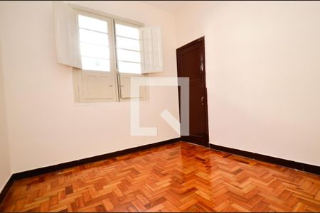 Sala de casa para alugar com 4 quartos, 200m² em Renascença, Belo Horizonte