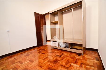 Quarto de casa para alugar com 4 quartos, 200m² em Renascença, Belo Horizonte