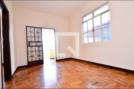 Sala de casa para alugar com 4 quartos, 200m² em Renascença, Belo Horizonte