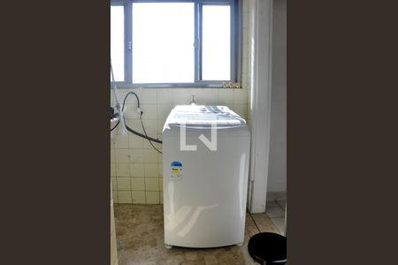 Apartamento à venda com 76m², 3 quartos e 1 vaga Apartamento à venda com 76m², 3 quartos e 1 vagaÁrea de Serviço