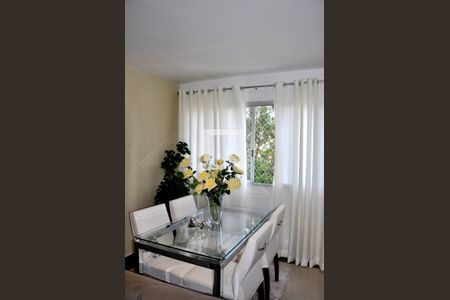 Apartamento à venda com 76m², 3 quartos e 1 vaga Apartamento à venda com 76m², 3 quartos e 1 vagaSala de Jantar