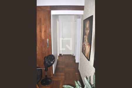 Apartamento à venda com 76m², 3 quartos e 1 vaga Apartamento à venda com 76m², 3 quartos e 1 vagaCorredor/Quartos