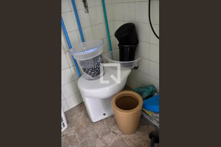 Apartamento à venda com 76m², 3 quartos e 1 vaga Apartamento à venda com 76m², 3 quartos e 1 vagaBanheiro