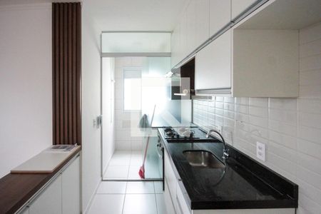 Cozinha de apartamento para alugar com 2 quartos, 40m² em Vila Ema, São Paulo