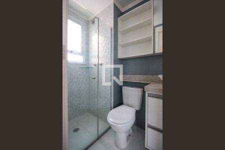 Banheiro de apartamento para alugar com 2 quartos, 40m² em Vila Ema, São Paulo