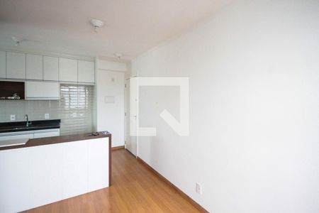 Sala de apartamento para alugar com 2 quartos, 40m² em Vila Ema, São Paulo