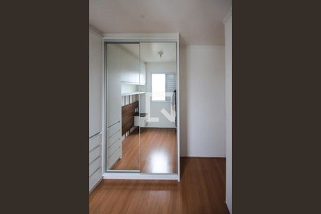 Quarto 1 de apartamento para alugar com 2 quartos, 40m² em Vila Ema, São Paulo