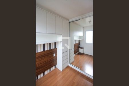 Quarto 1 de apartamento para alugar com 2 quartos, 40m² em Vila Ema, São Paulo
