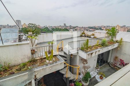 Casa à venda com 330m², 3 quartos e 4 vagas Casa à venda com 330m², 3 quartos e 4 vagasVista Quarto
