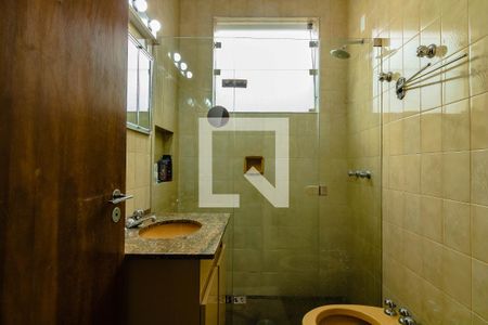 Casa à venda com 330m², 3 quartos e 4 vagas Casa à venda com 330m², 3 quartos e 4 vagasBanheiro Quarto