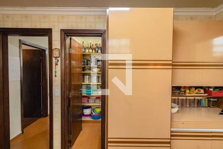 Casa à venda com 330m², 3 quartos e 4 vagas Casa à venda com 330m², 3 quartos e 4 vagasCozinha