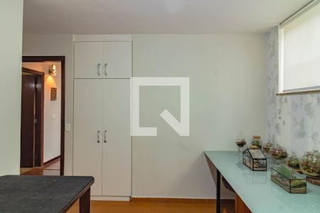 Casa à venda com 330m², 3 quartos e 4 vagas Casa à venda com 330m², 3 quartos e 4 vagasCozinha