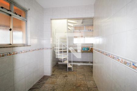 Apartamento para alugar com 188m², 2 quartos e sem vaga Apartamento para alugar com 188m², 2 quartos e sem vagaCozinha