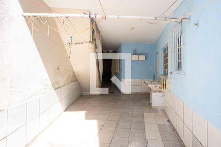 Casa para alugar com 63m², 2 quartos e 1 vagaÁrea de Serviço