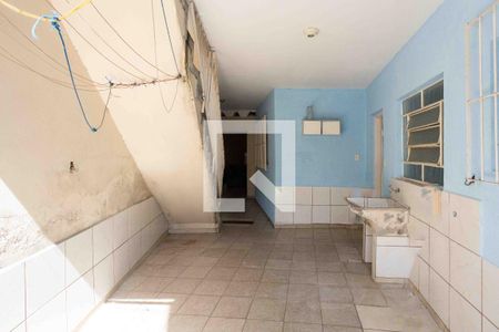 Casa para alugar com 63m², 2 quartos e 1 vagaÁrea de Serviço