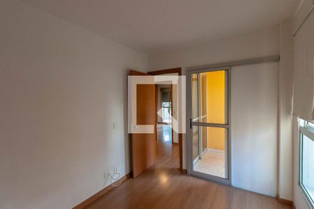 Quarto 1 de apartamento para alugar com 3 quartos, 70m² em Cruzeiro, Belo Horizonte